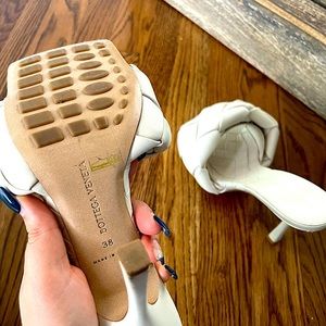 Gorgeous Bottega Veneta lido sandals,worn a couple of times.